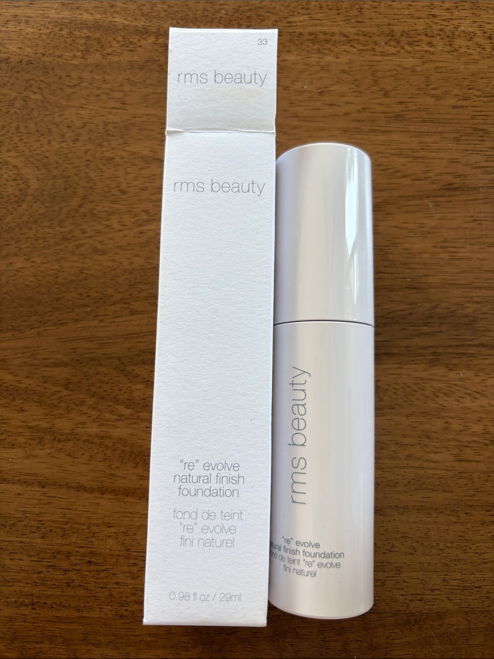 rms beauty ReEvolve Natural Finish Liquid Foundation — 33 - Picture 4 of 6